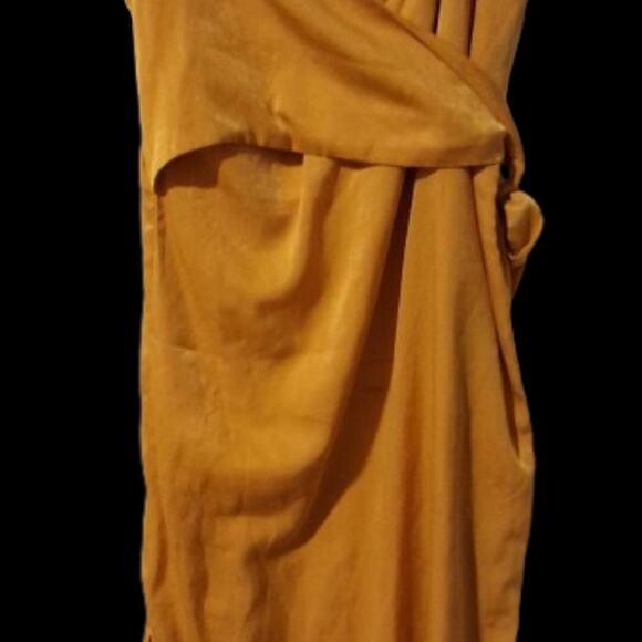 ๐ผ J.O.A. Mustard Yellow Drape Wrap Midi Dress โ Size S ๐ผ - Picture 2 of 4